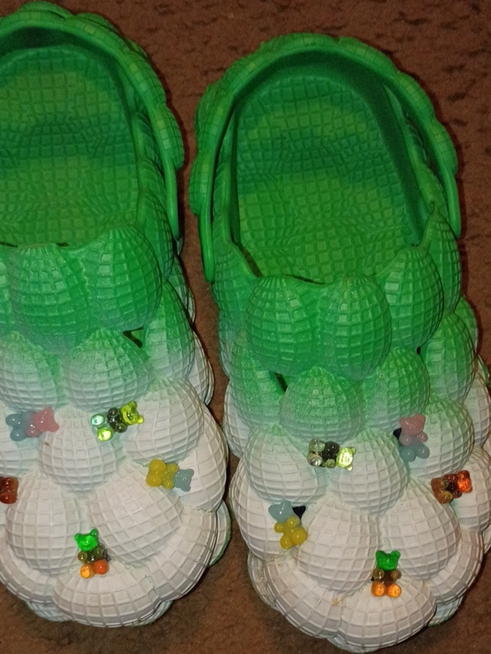Women's Gradient Green and White Bubble Sandals with Charm Accents